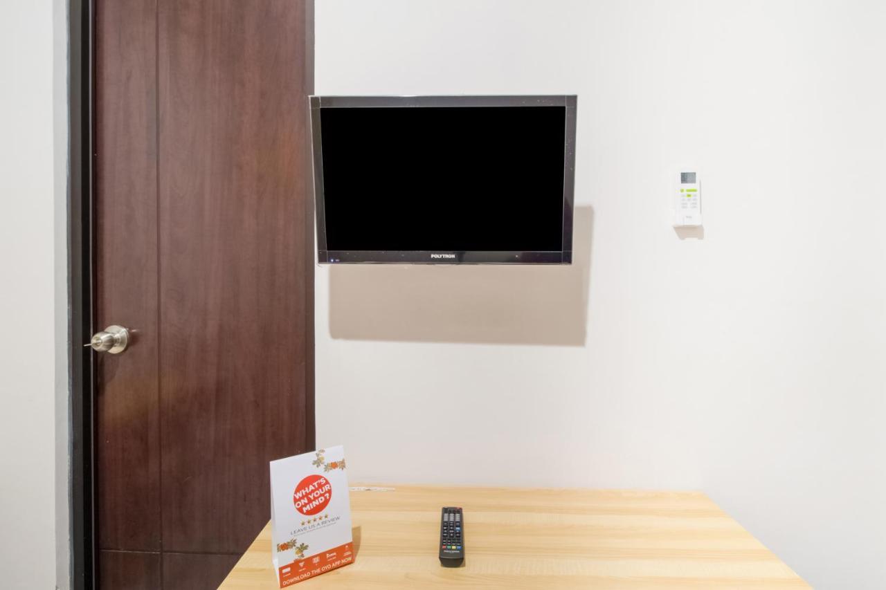 Hotel Oyo 3256 Rukost I8 Karawang Esterno foto